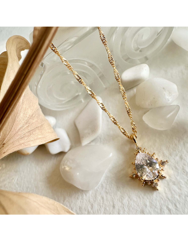 Pika & Bear Cindel Teardrop Necklace