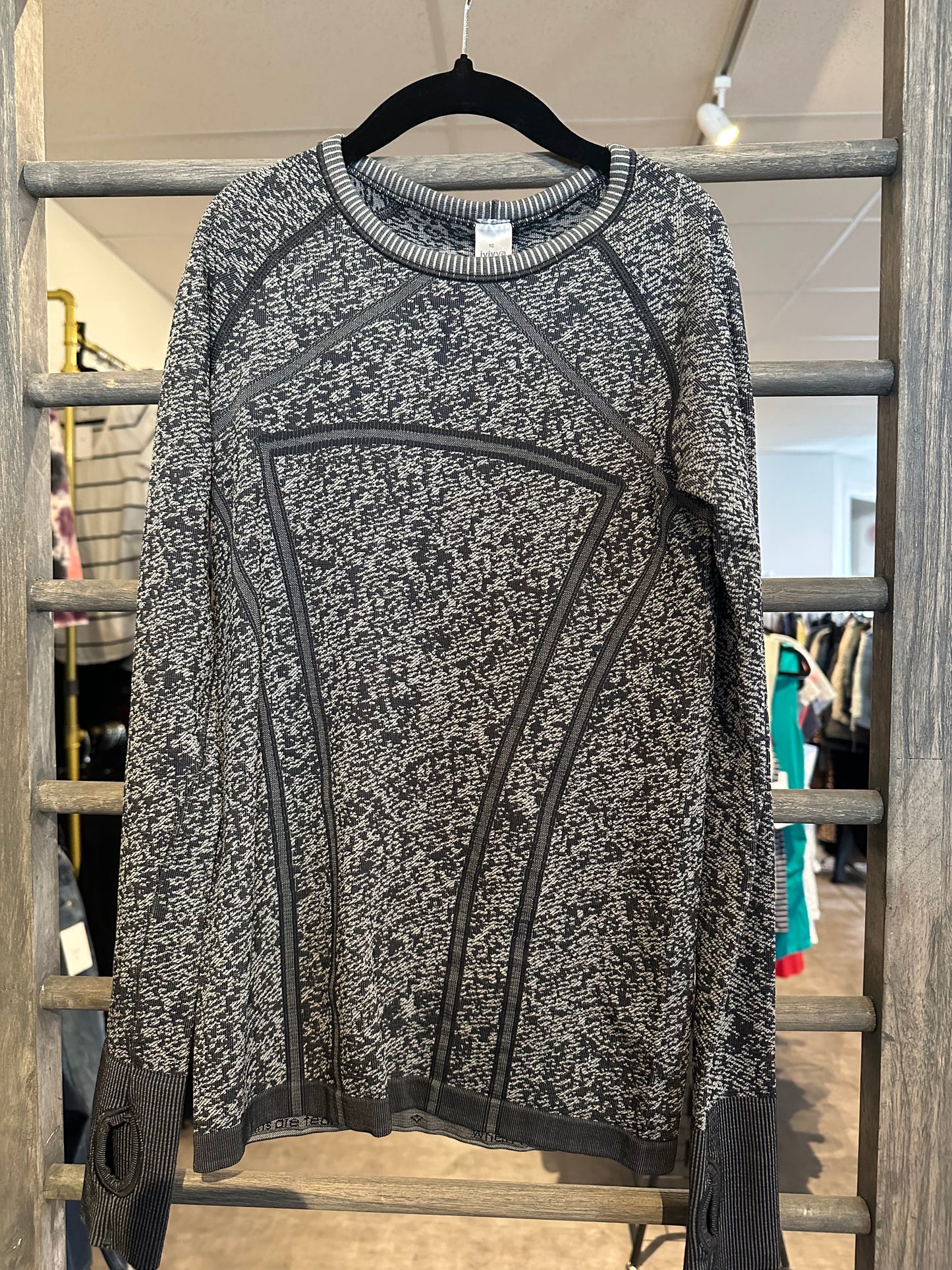 Ivivva size 10