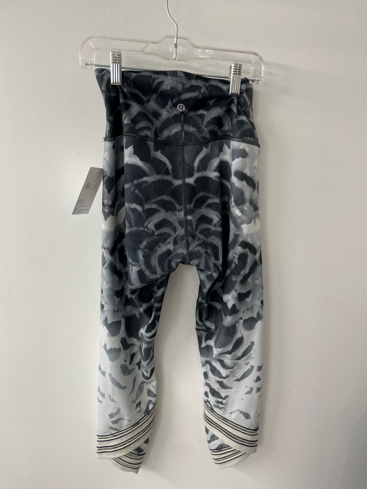 Lululemon-High Times Size 8