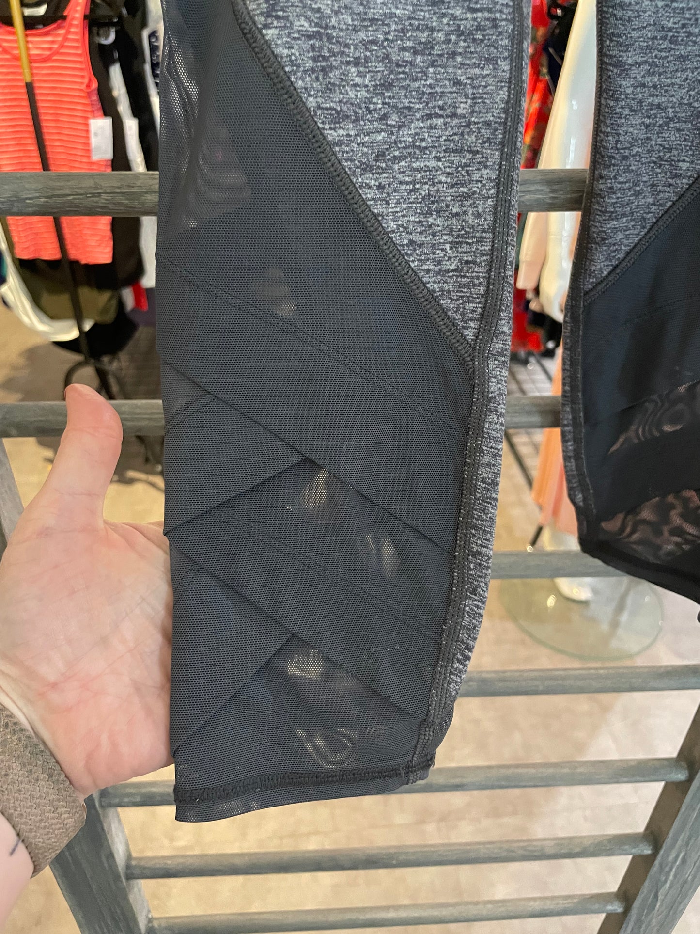 Ivivva Leggings w/ Mesh Legs Sz 8