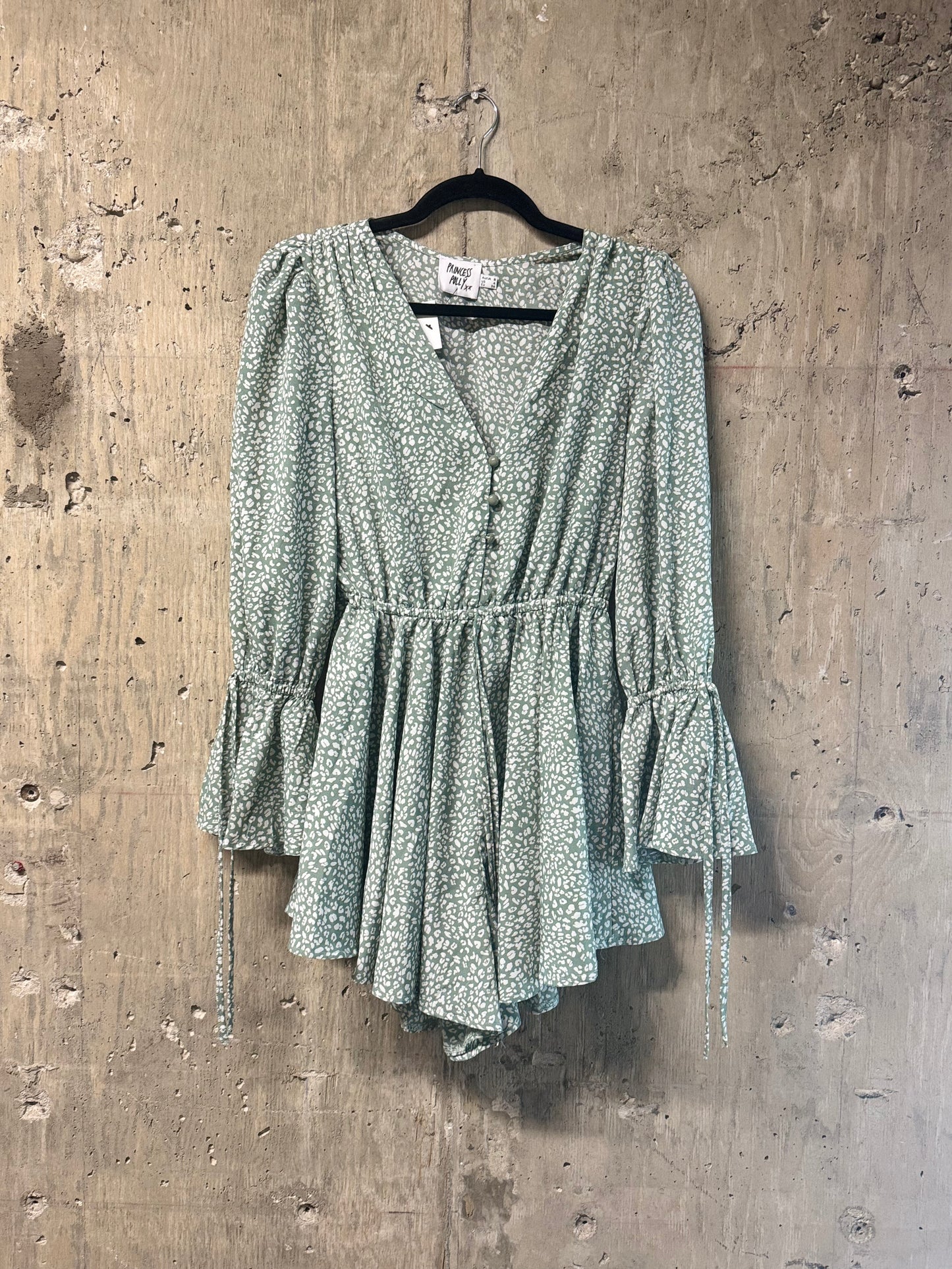 Princess Polly Cierra Romper Size 4