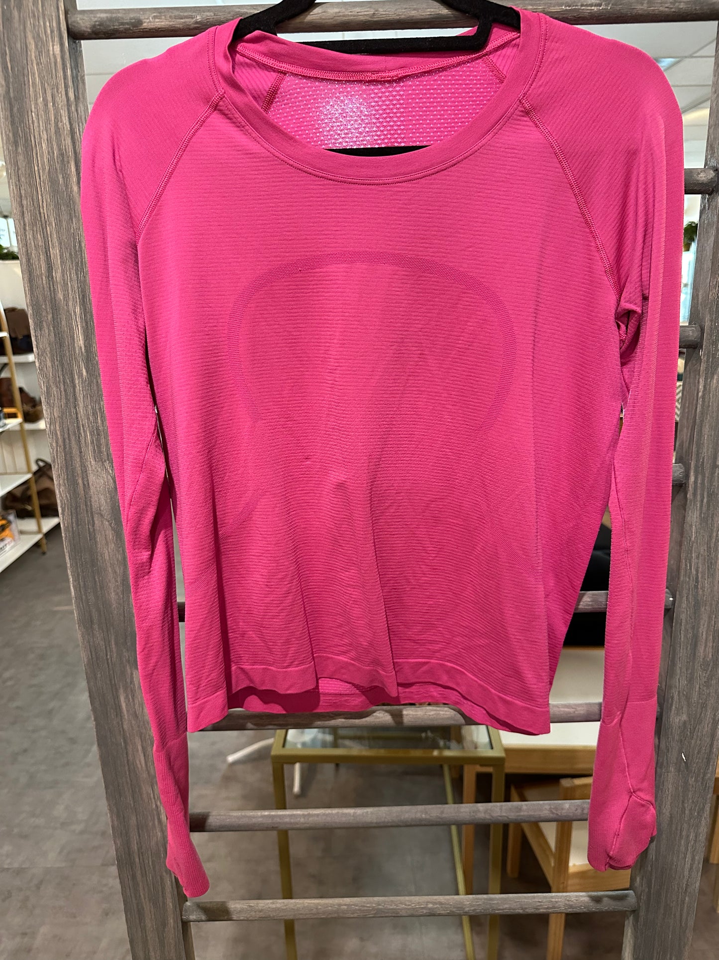 Lululemon Swiftly Long Sleeve Top Sz 12 Race Length