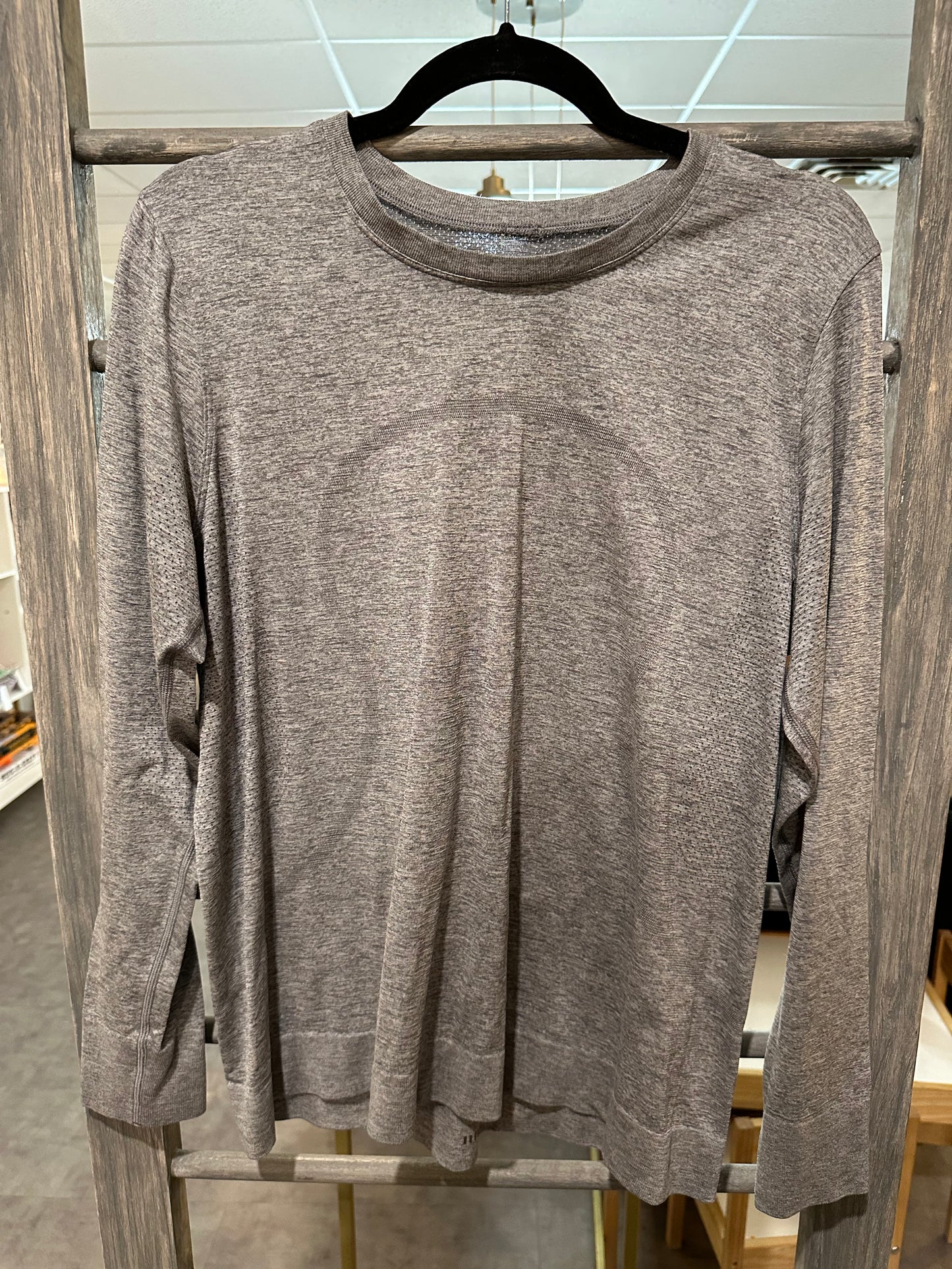 Lululemon Long Sleeve Swiftly Sz 12