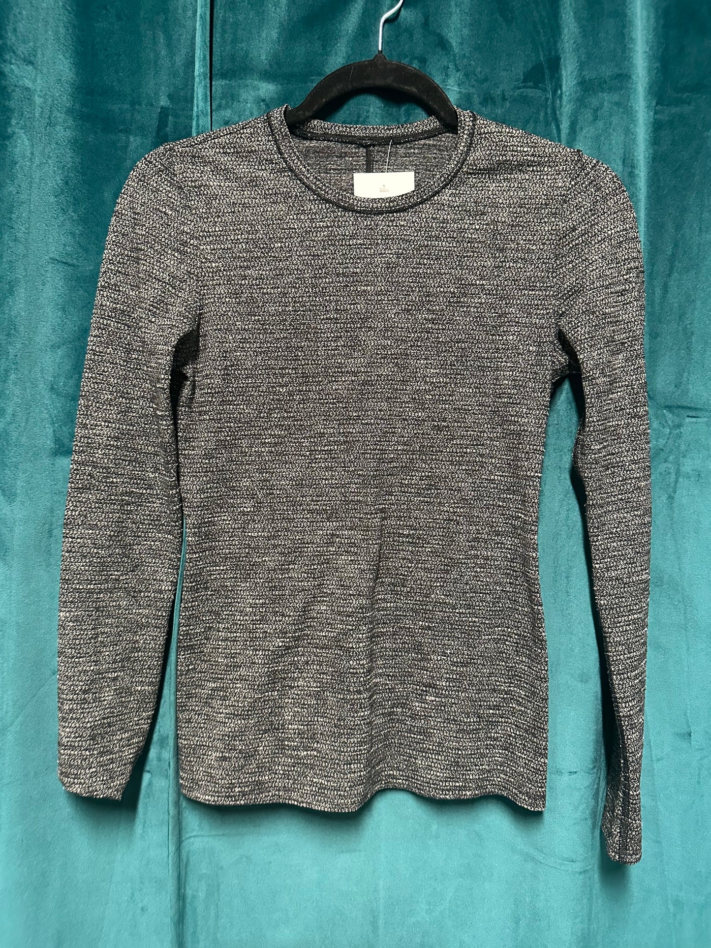 Lululemon Lon sleeve top Size 2