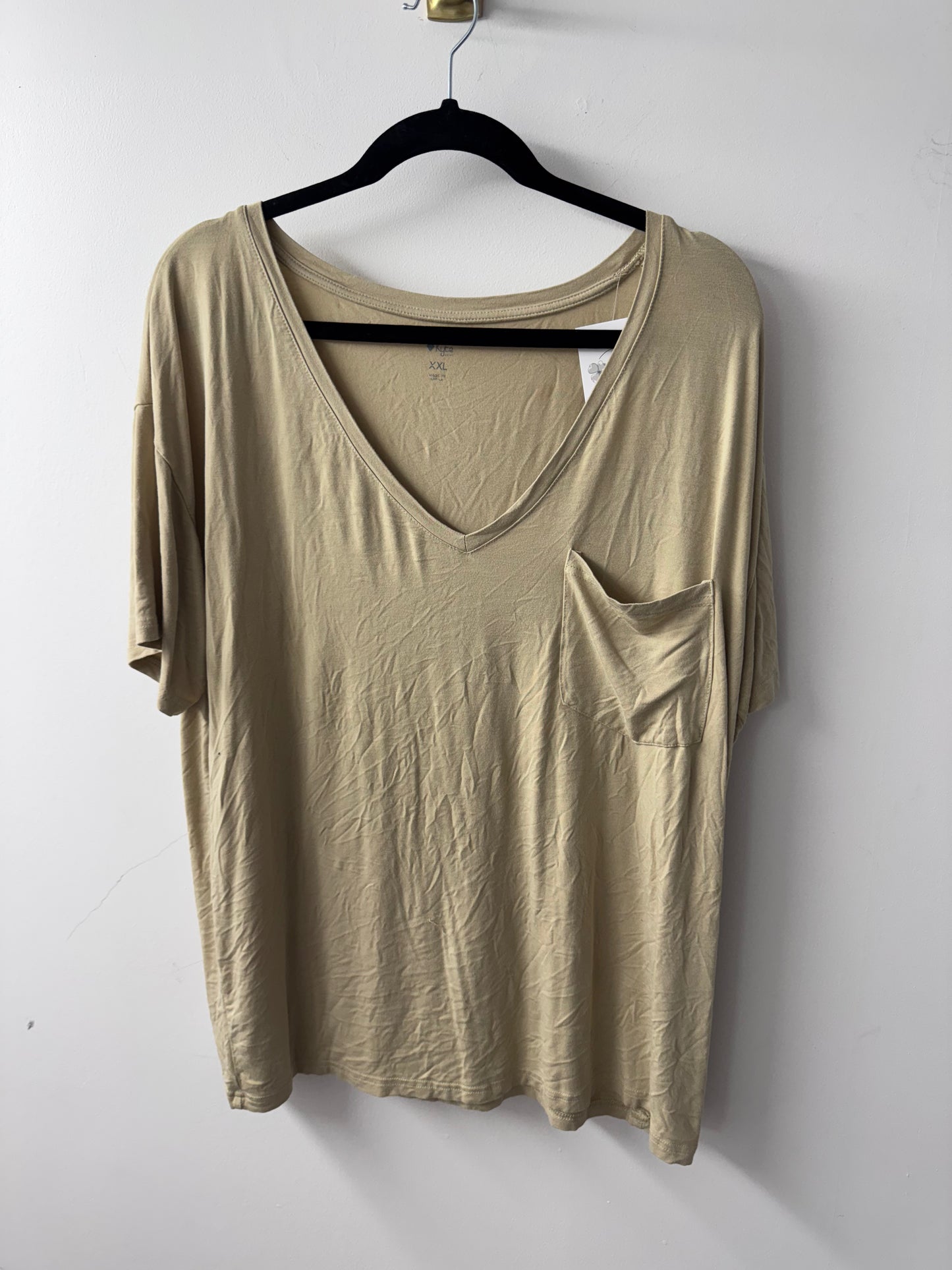 Kyte Women’s Relaxed Fit V-Neck Tshirt - Size XXL