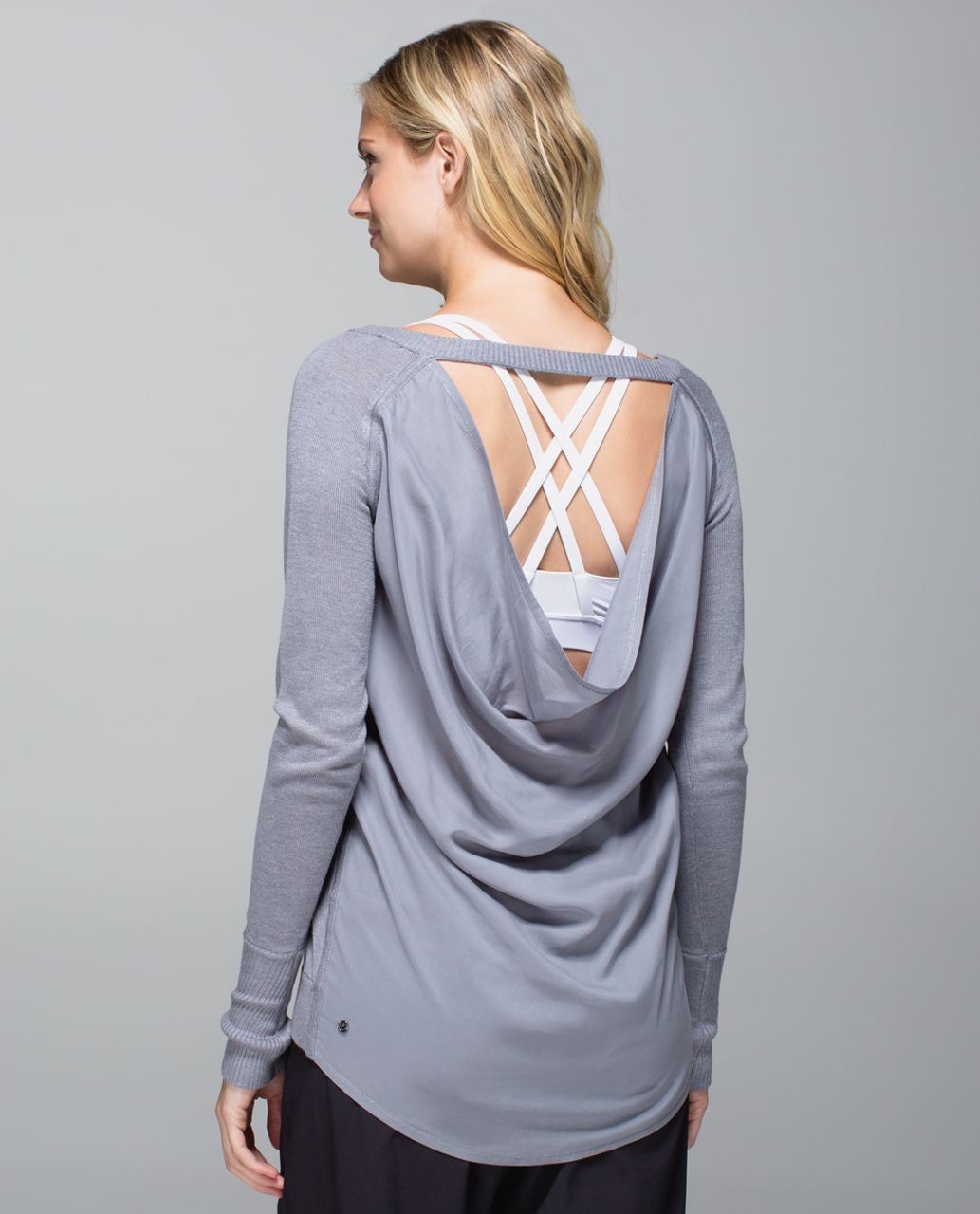 Lululemon Unity Pullover - Size 8