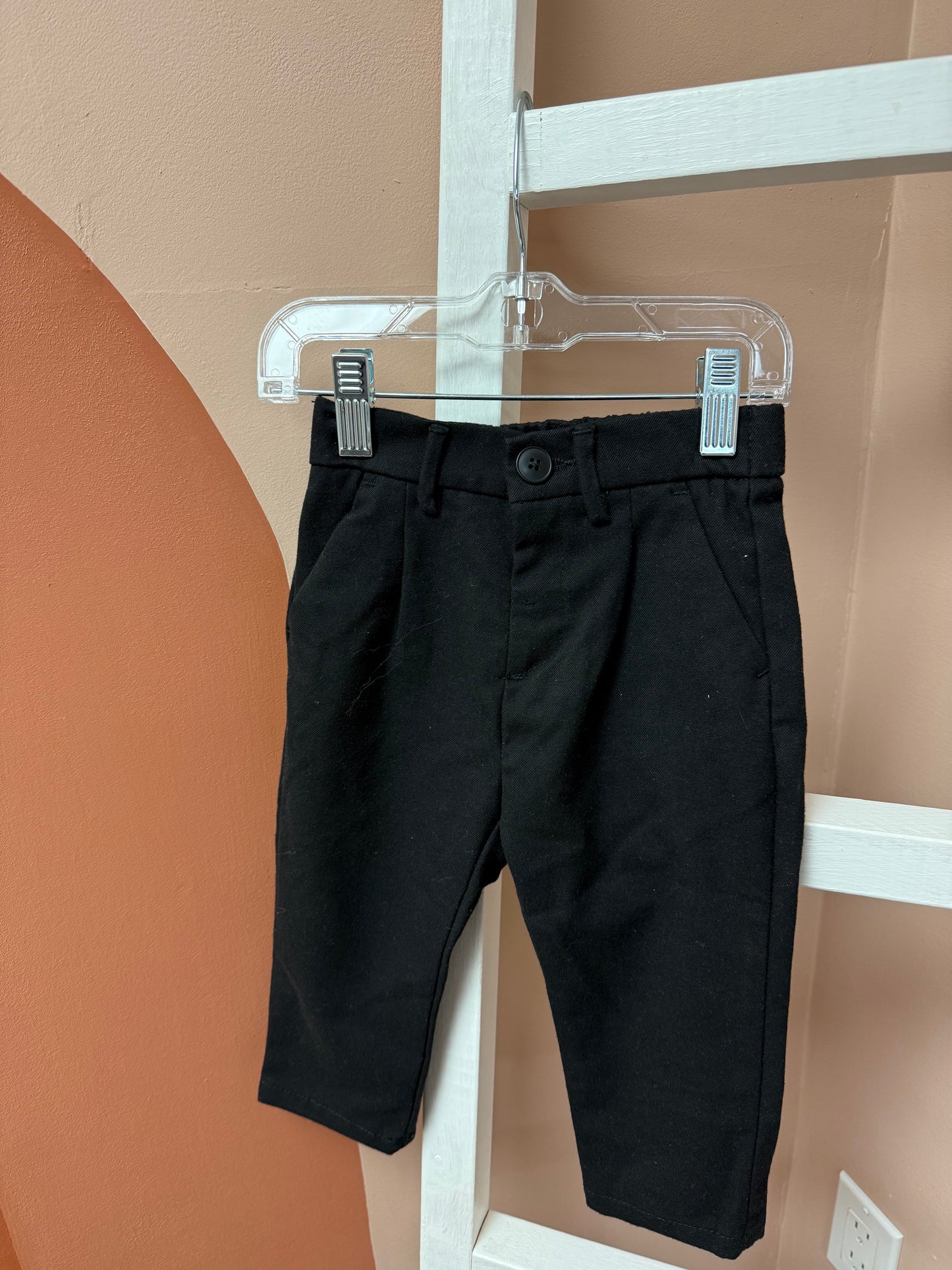 Zara Pants 18-24 M