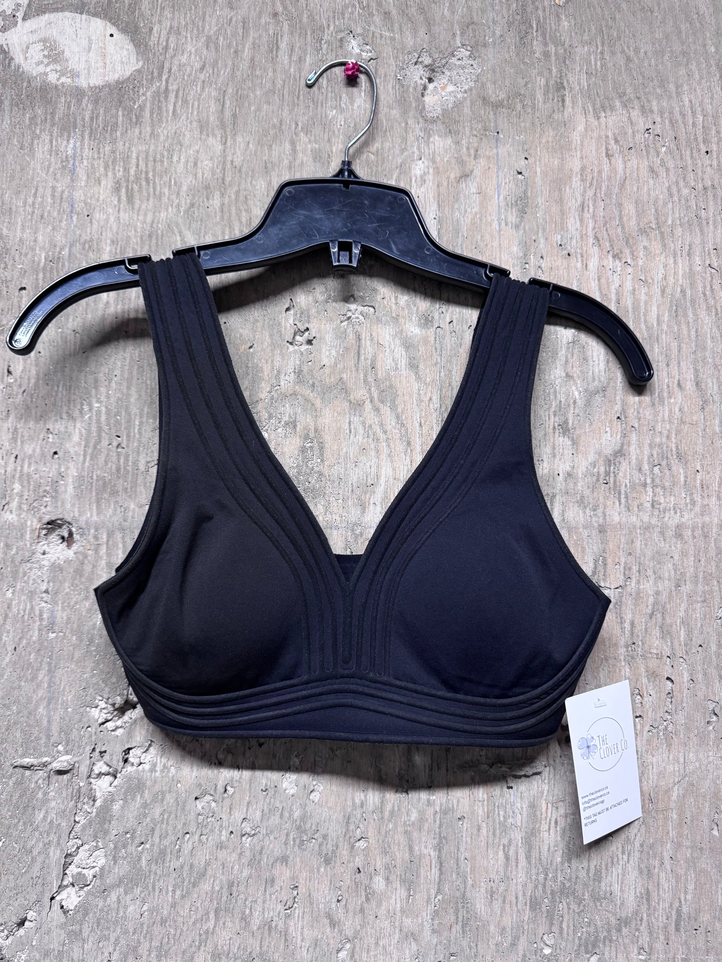 Lululemon Get In Line Bra - Size 4