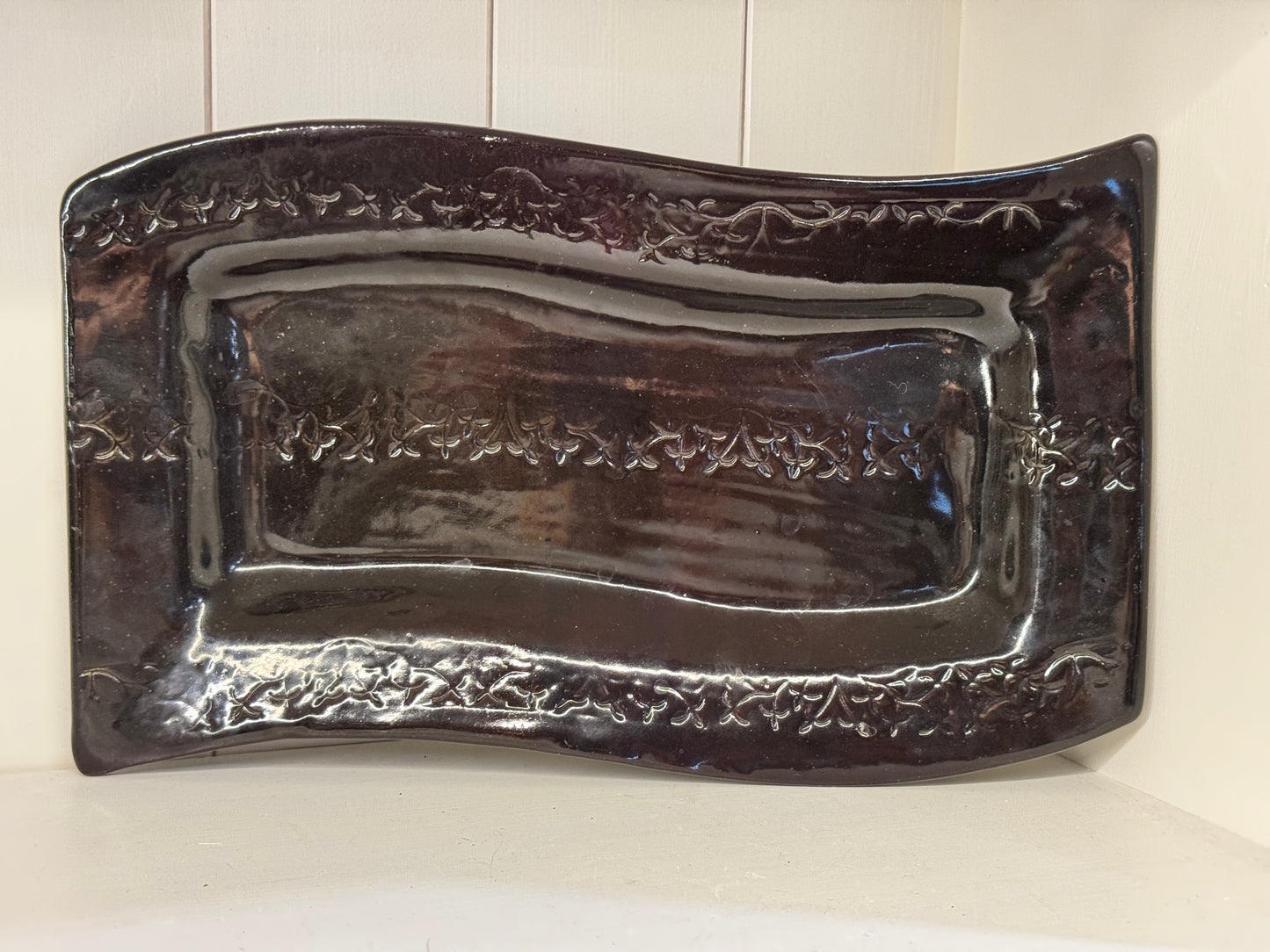 Dark Brown Pottery Plater
