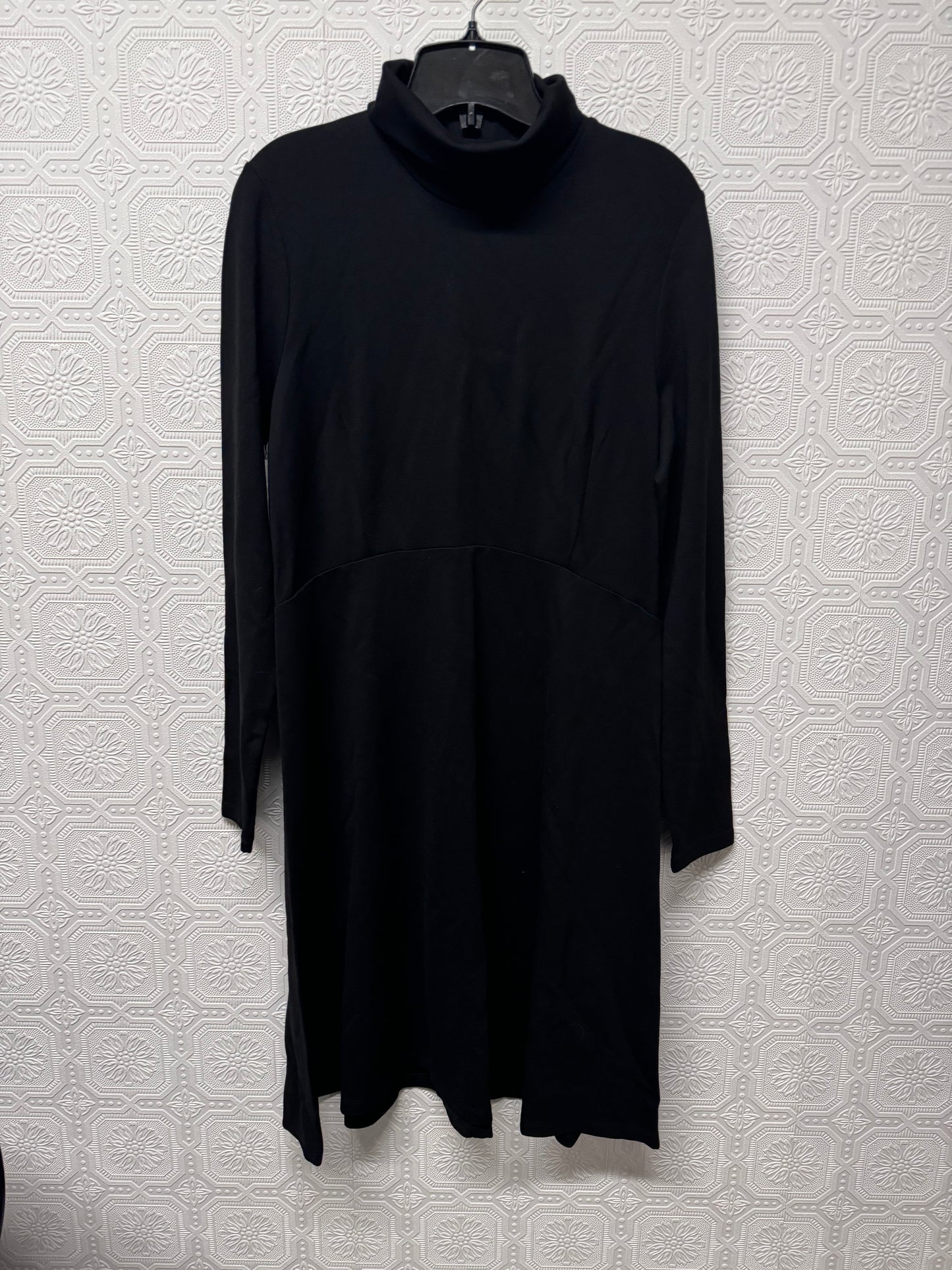 Seraphine Maternity Dress - Size 10