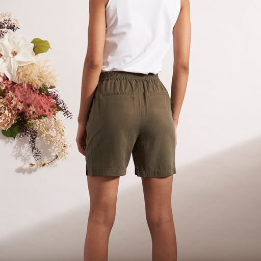 Renuar Woven Short Fennel - Victoria's Attic
