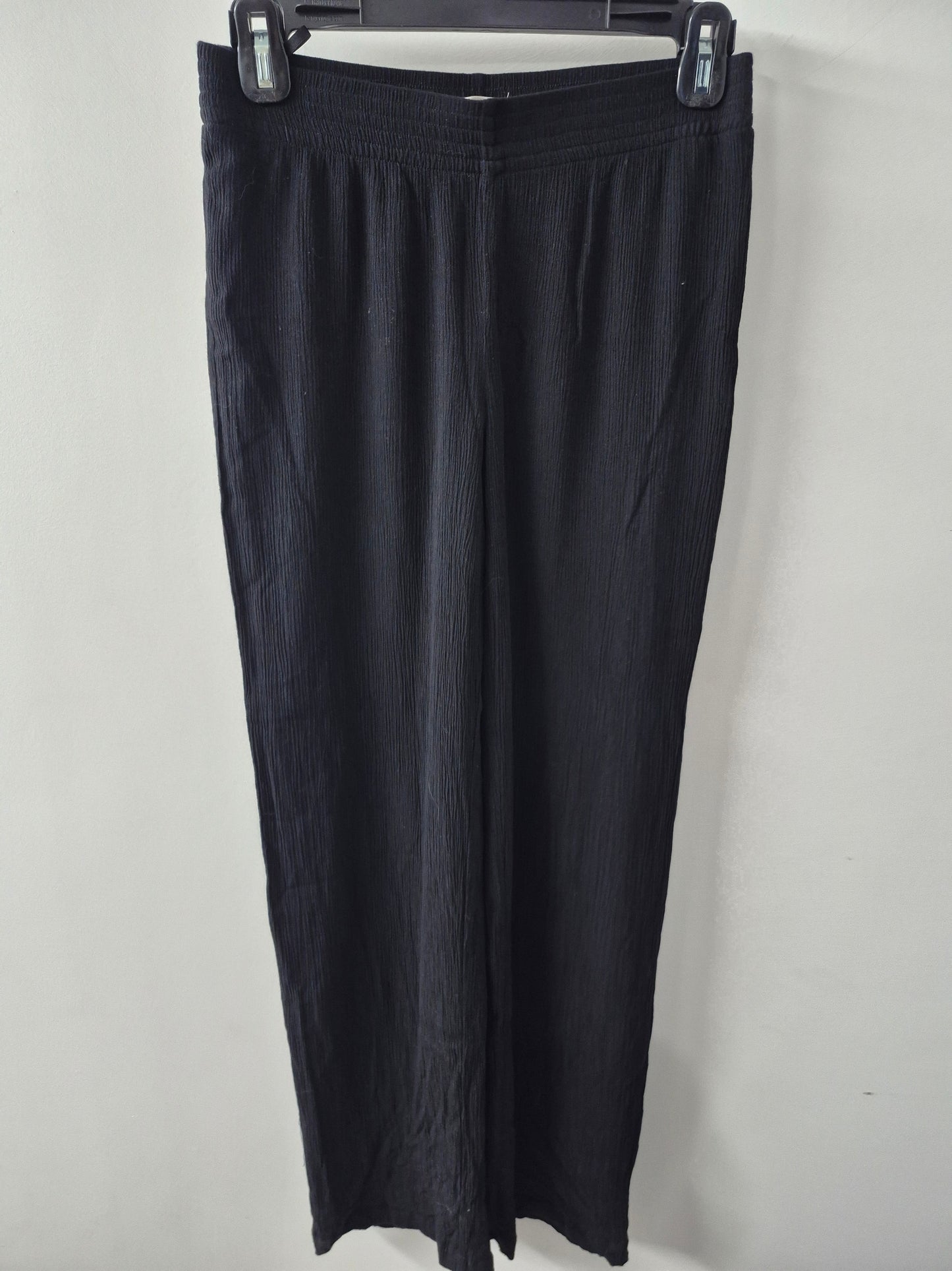 Aritzia Babaton Black Wide Leg Pants Size XS