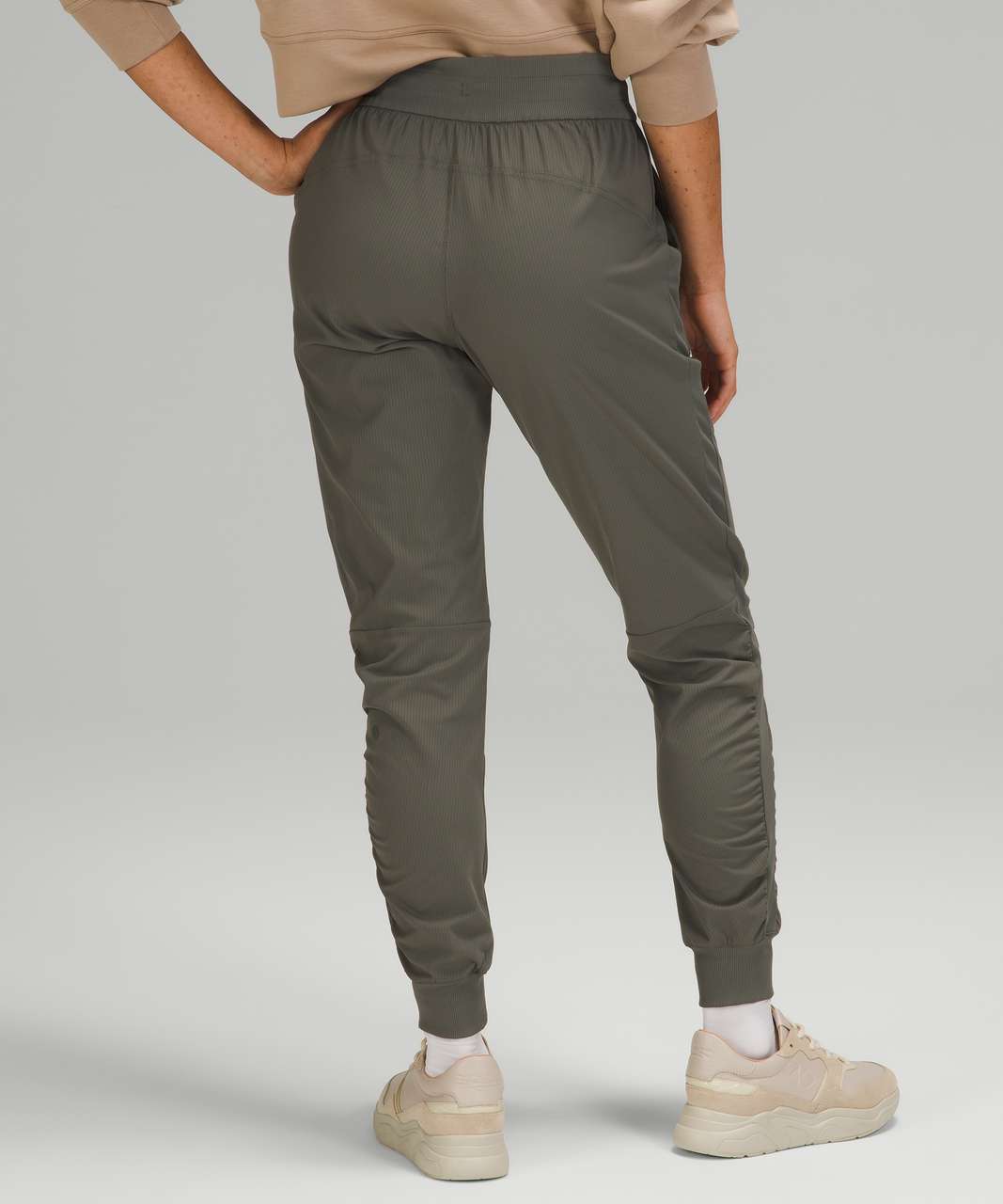 Lululemon Beyond the Studio Jogger Size 6