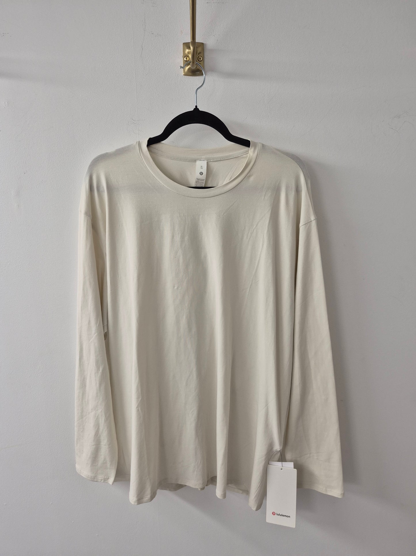 Lululemon Twist-Back Relaxed-Fit Long-Sleeve Shirt NWT Size XL