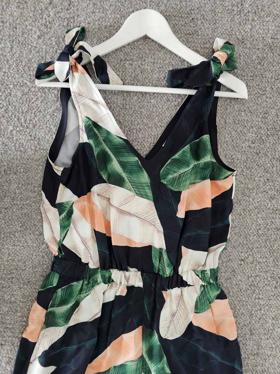 Country Road Floral Leaf Jumpsuit Size 8