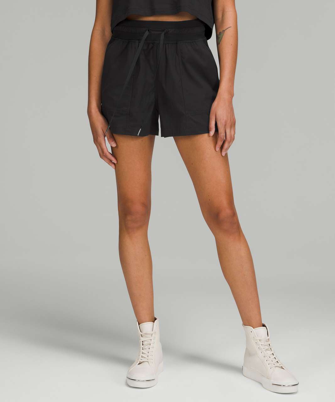 Lululemon Dance Studio High-Rise Short 3.5" Black Size 6