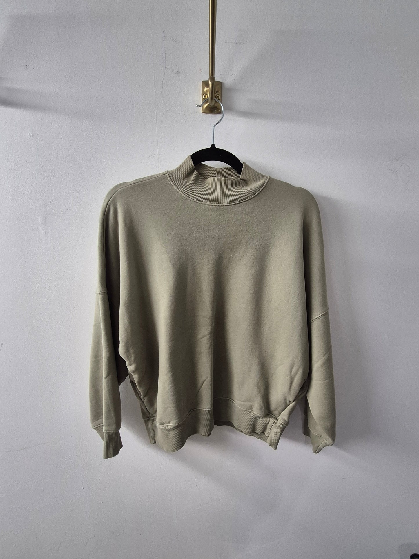 TNA Cozy Mock Neck Sweatshirt Size Small