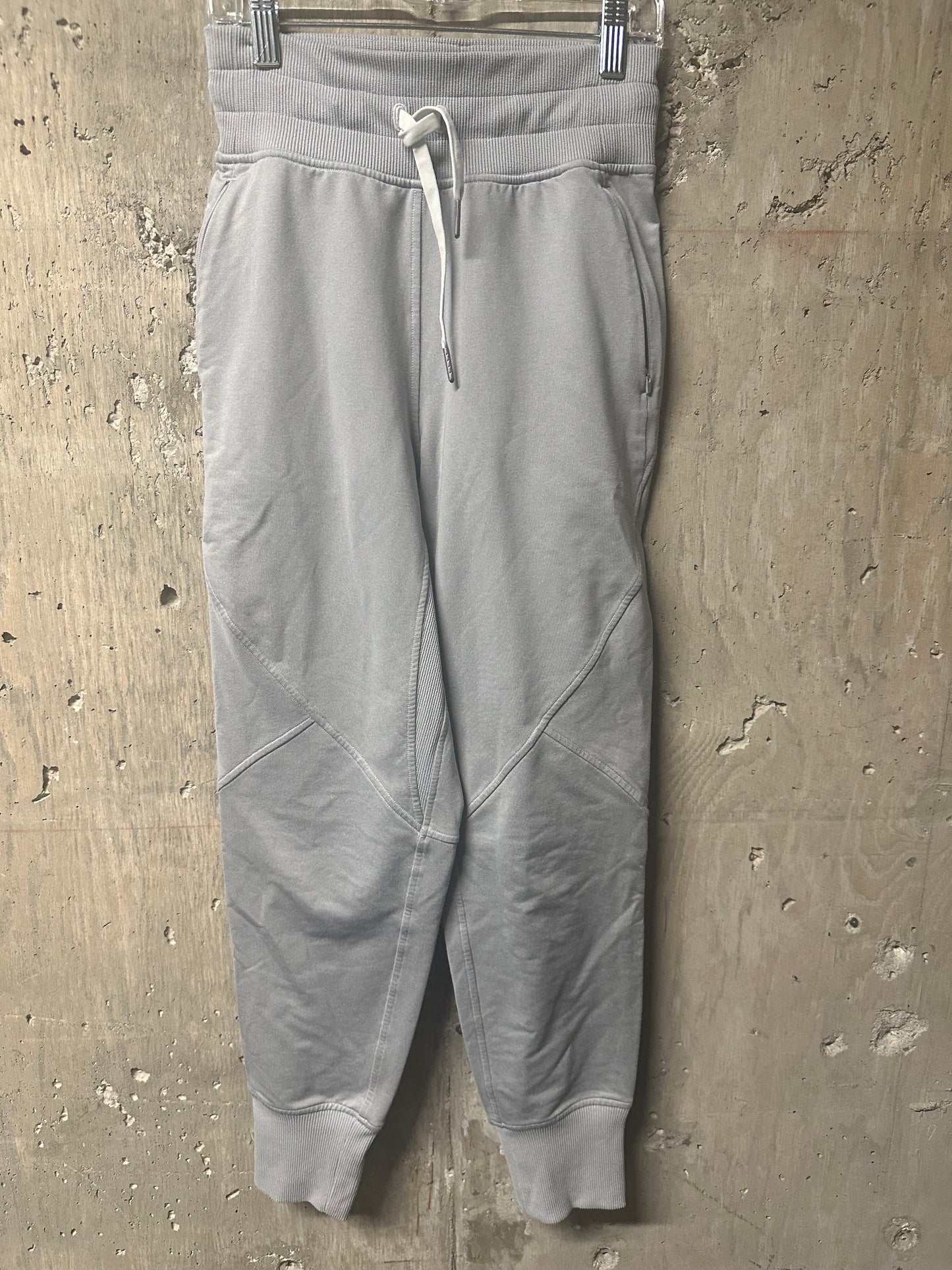 Lululemon Metro Miles Jogger Sz 2