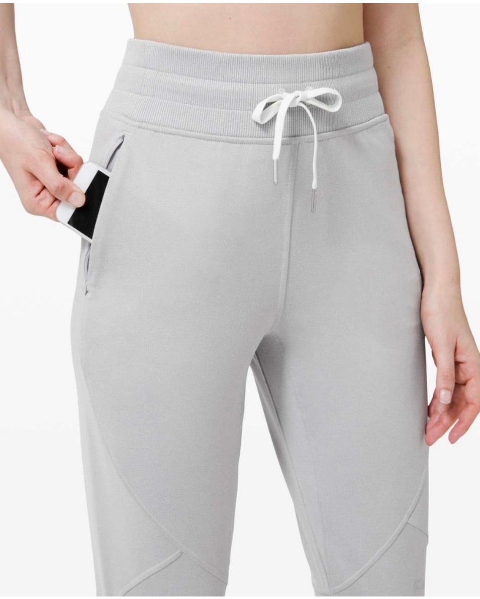 Lululemon Metro Miles Jogger Sz 2