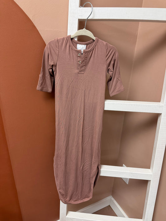 Mebie Baby Dusty Rose Knot Gown NWT - Size 0/3 Months
