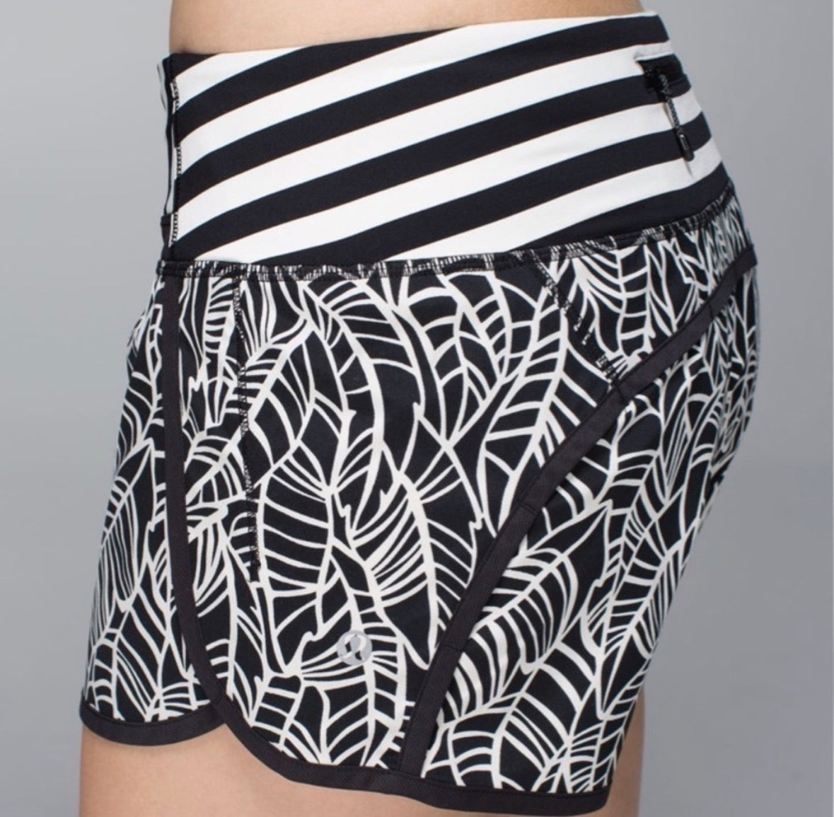 Lululemon Shorts Sz 4
