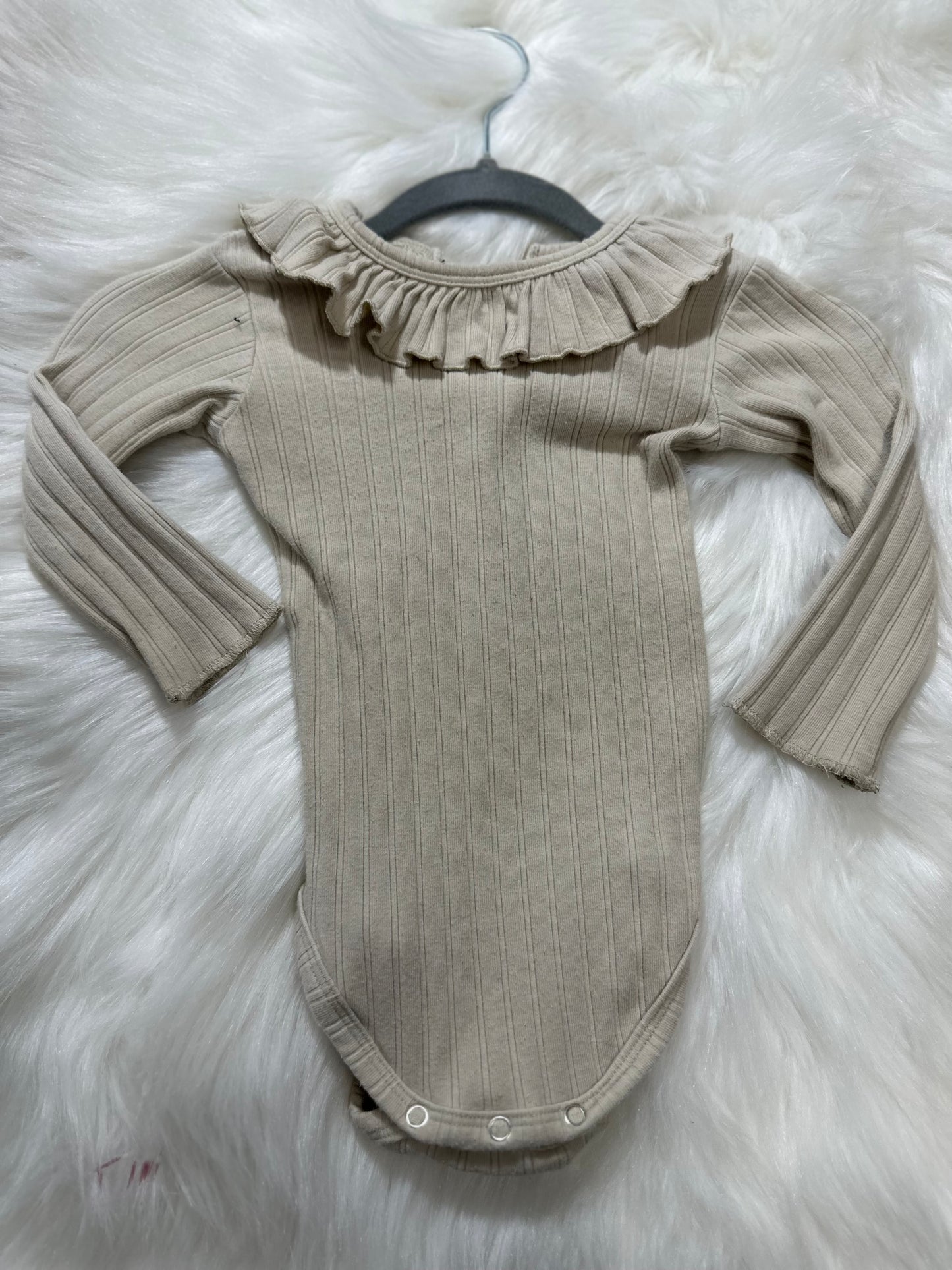 Cream Ruffle Onesie 3-6m