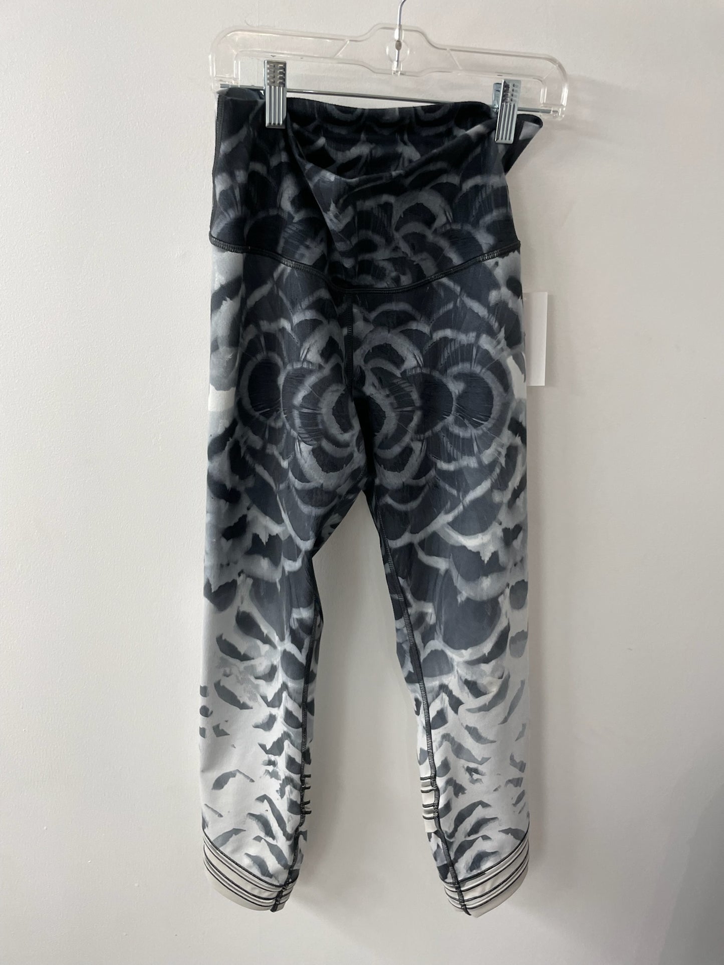 Lululemon-High Times Size 8