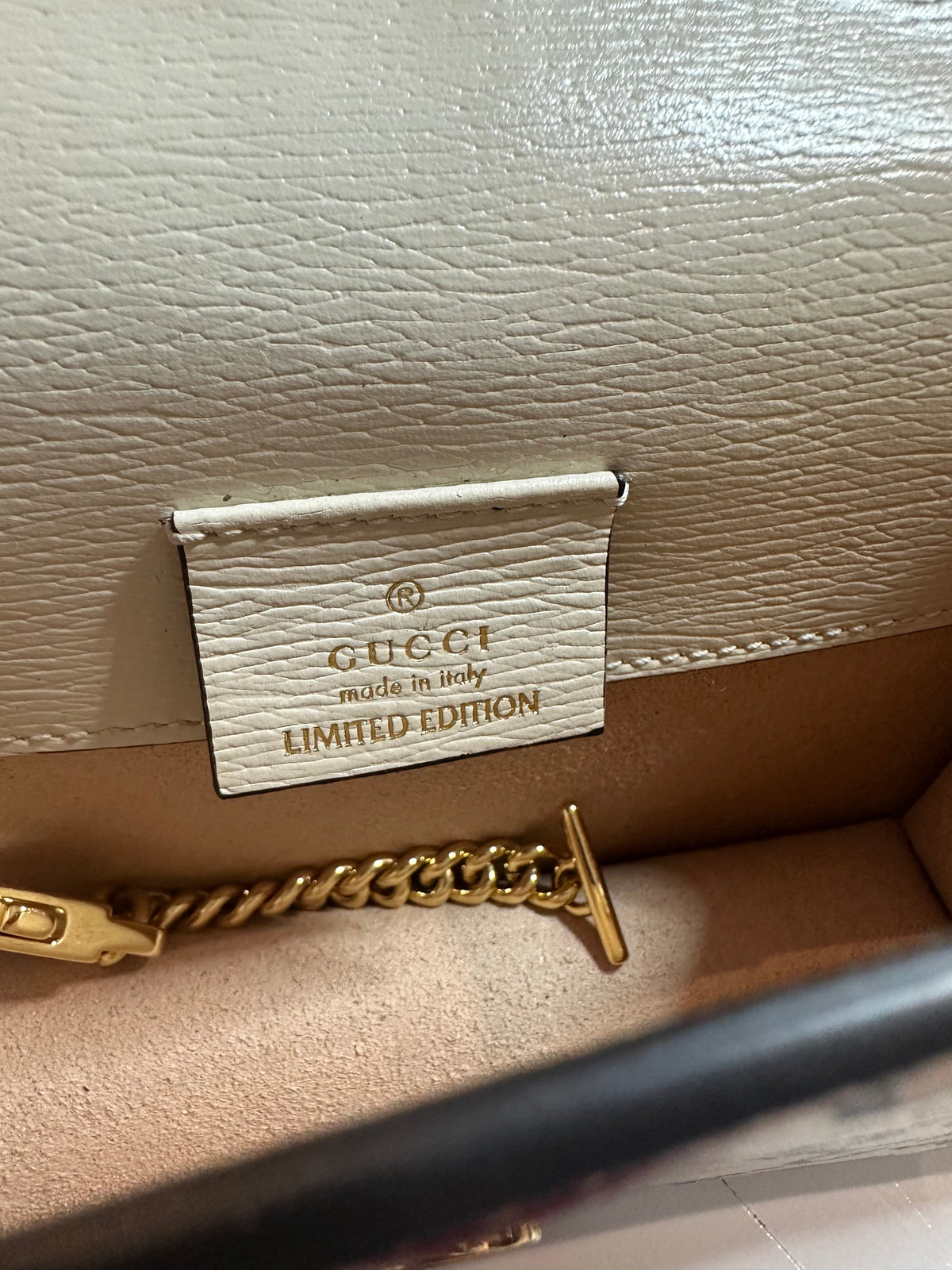 Gucci Mini Sylvie Heart Bag