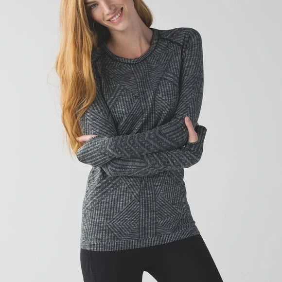 Lululemon Rest Less Pullover - Size 6