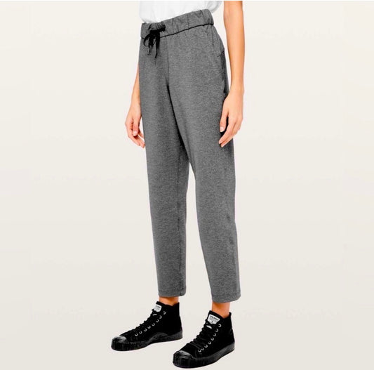 Lululemon On The Fly Pants Sz 6