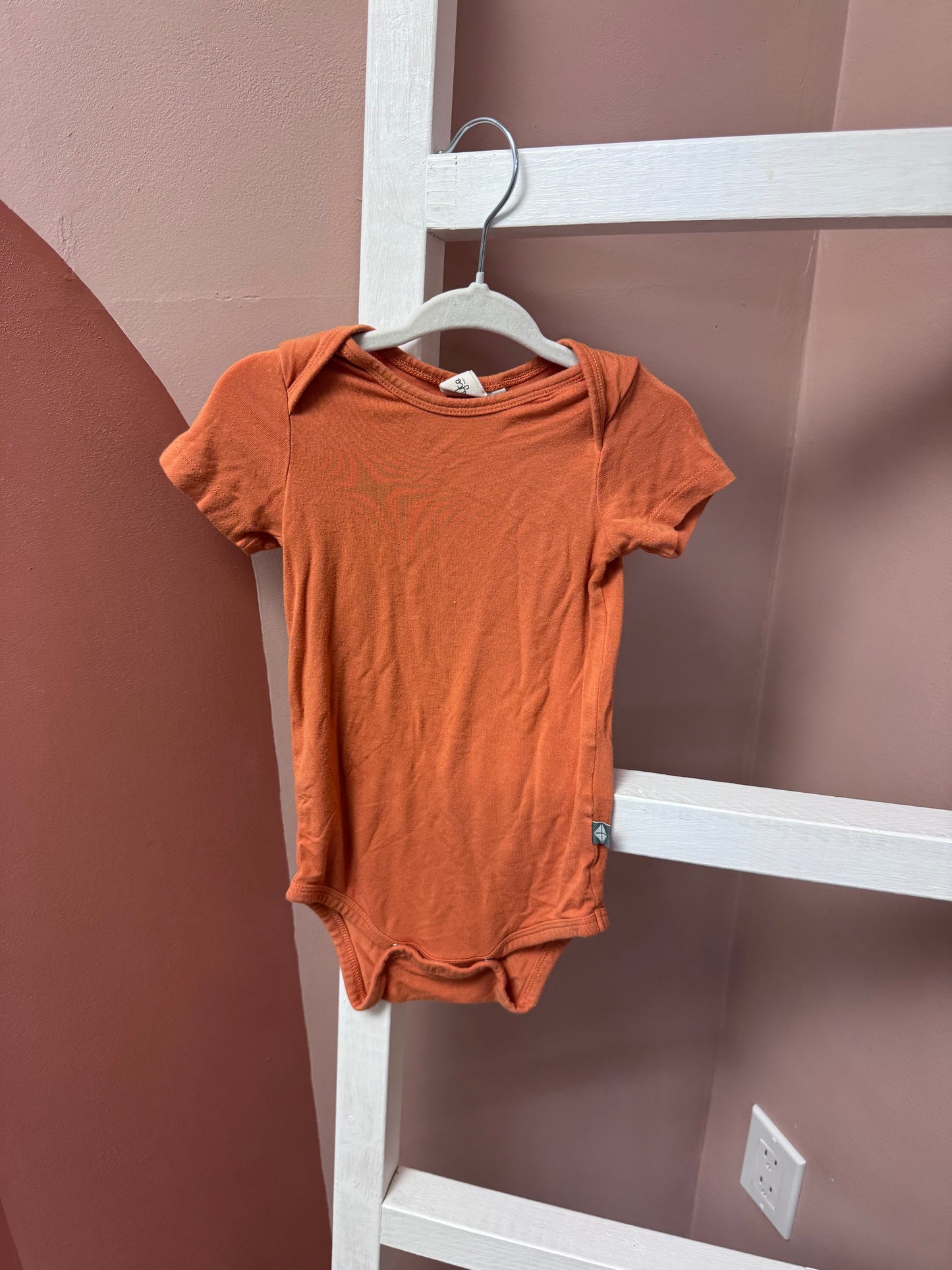 Kyte Baby Orange Onesie - Size 12/18 Months