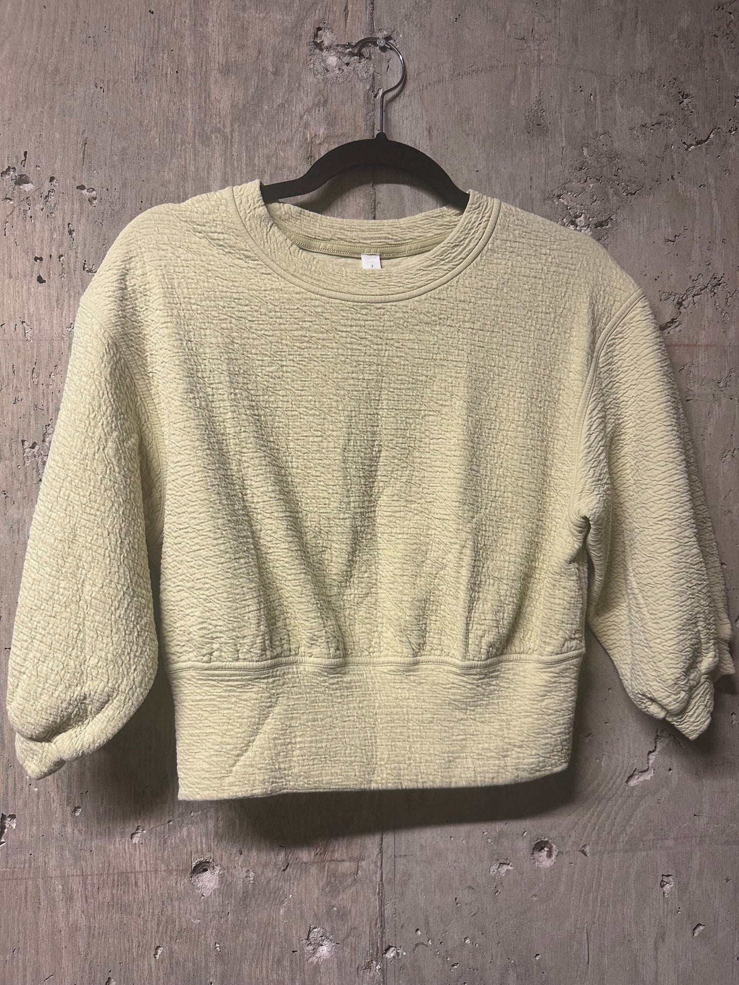 Lululemon Textured Crewneck Pullover Sz 2
