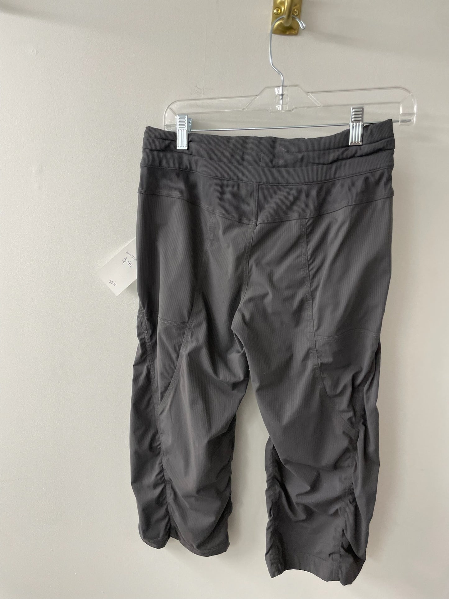 Lululemon-Dance Studio Crops Size 6