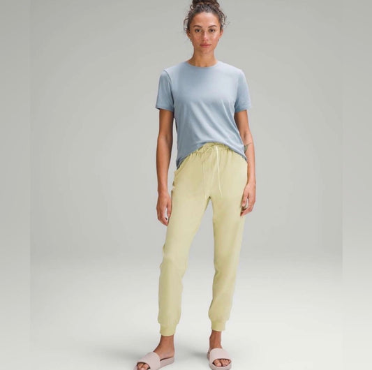 Lululemon High-Rise Jogger Full Length Luxtreme Sz 6
