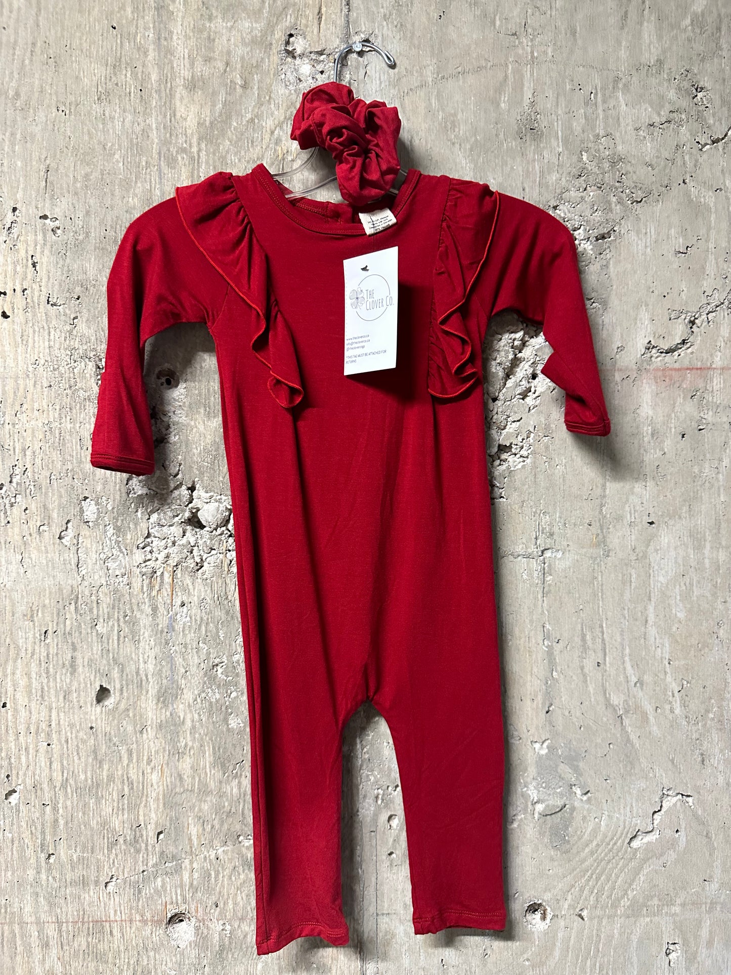 Size 3/6 Sleeper - Scrunchie for Mom NWOT