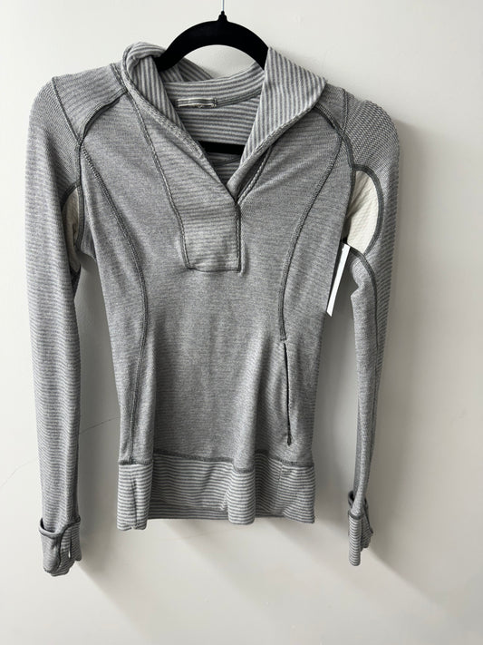 Lululemon-Think Fast Pullover Size 4