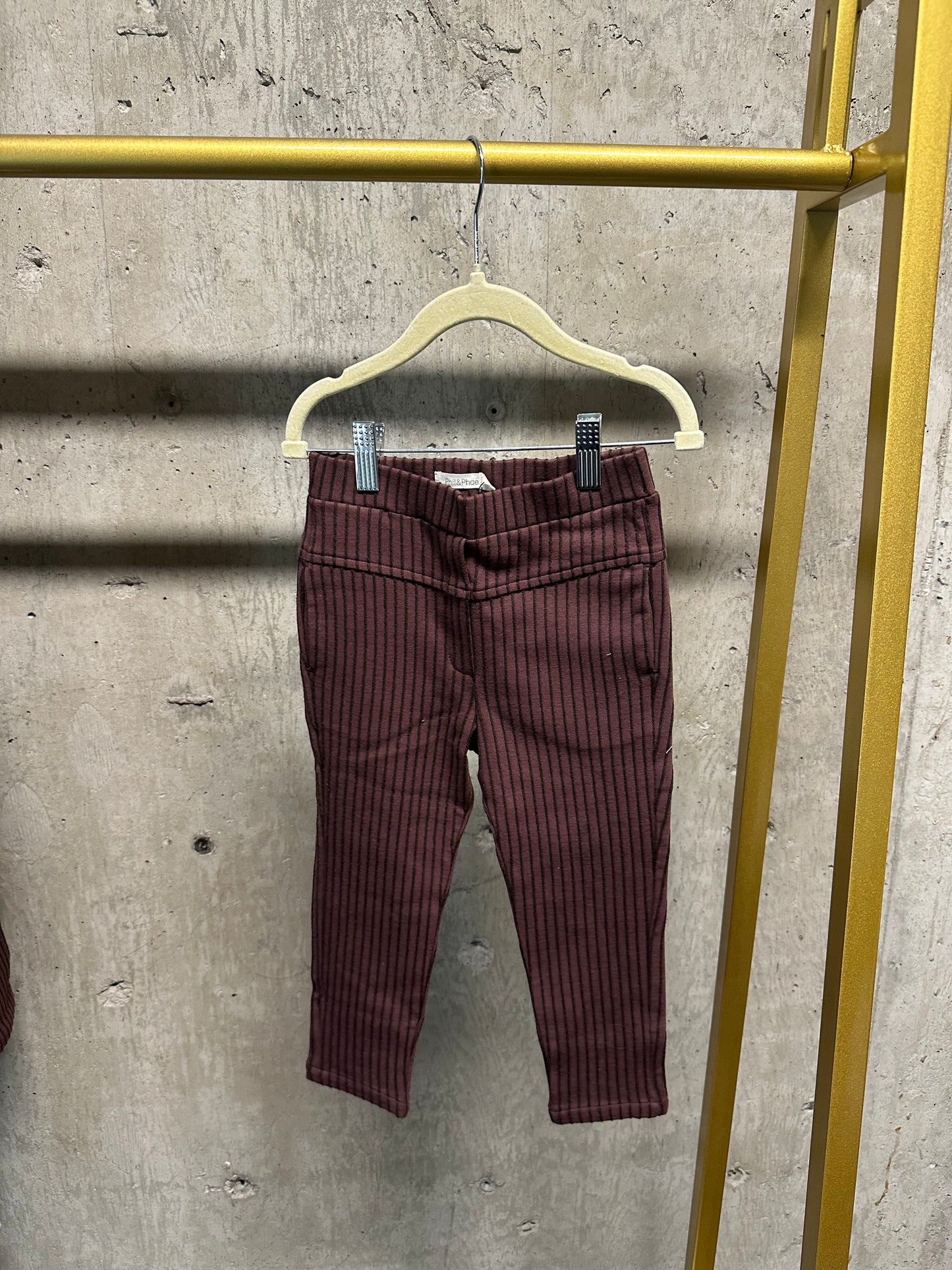 Phil & Phae Tapered Pants (various sizes)
