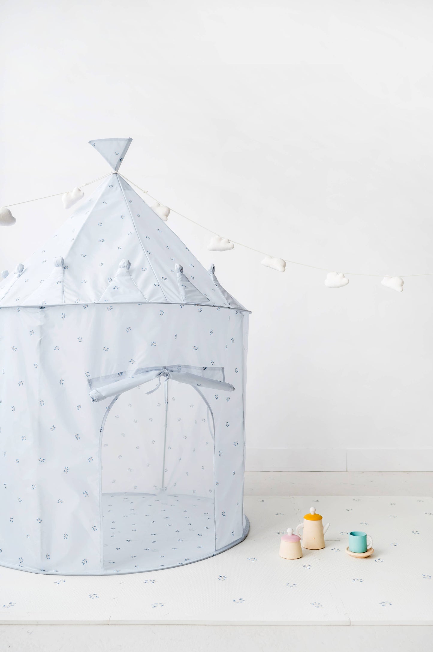 3 Sprouts - Recycled Fabric Play Tent Castle - Prints: Terrazzo Clay