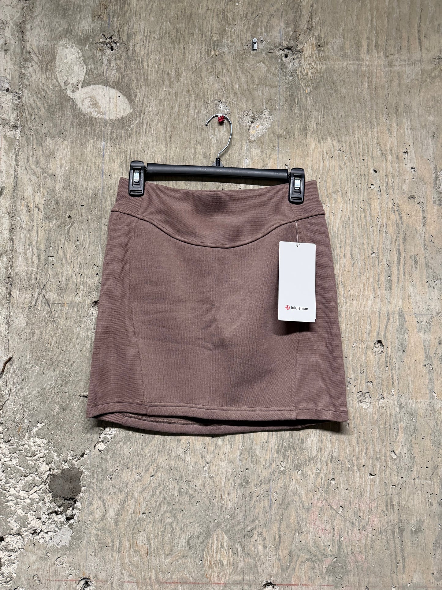 Lululemon Scuba High Rise Mini Skirt NWT - Size Small
