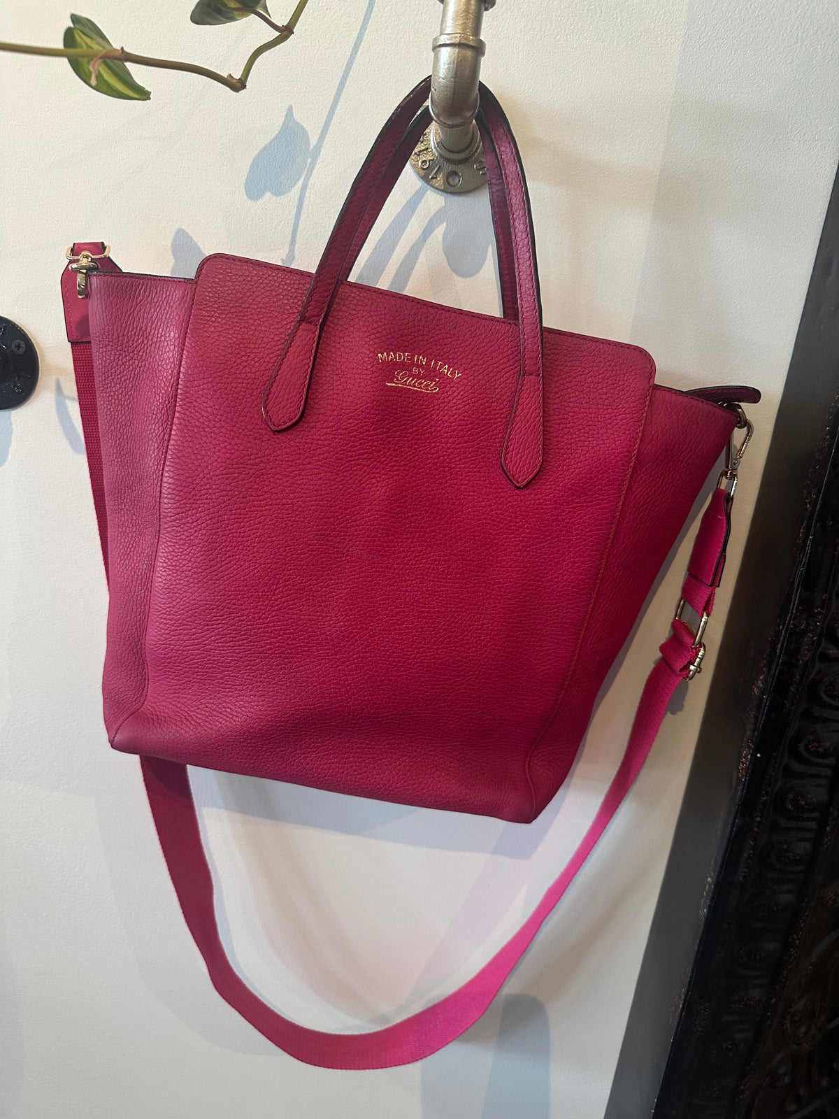 Gucci Swing Tote