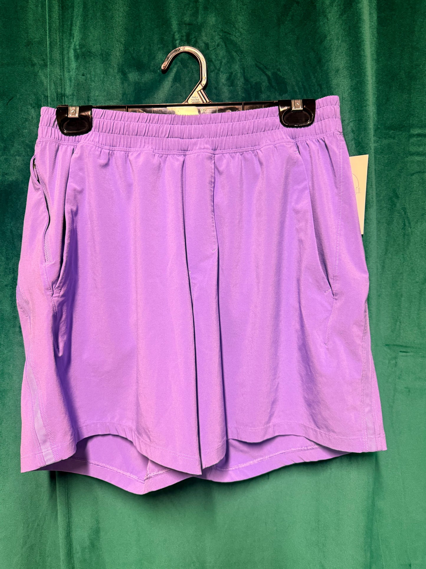 Lululemon Pace Breaker Linerless Short size medium
