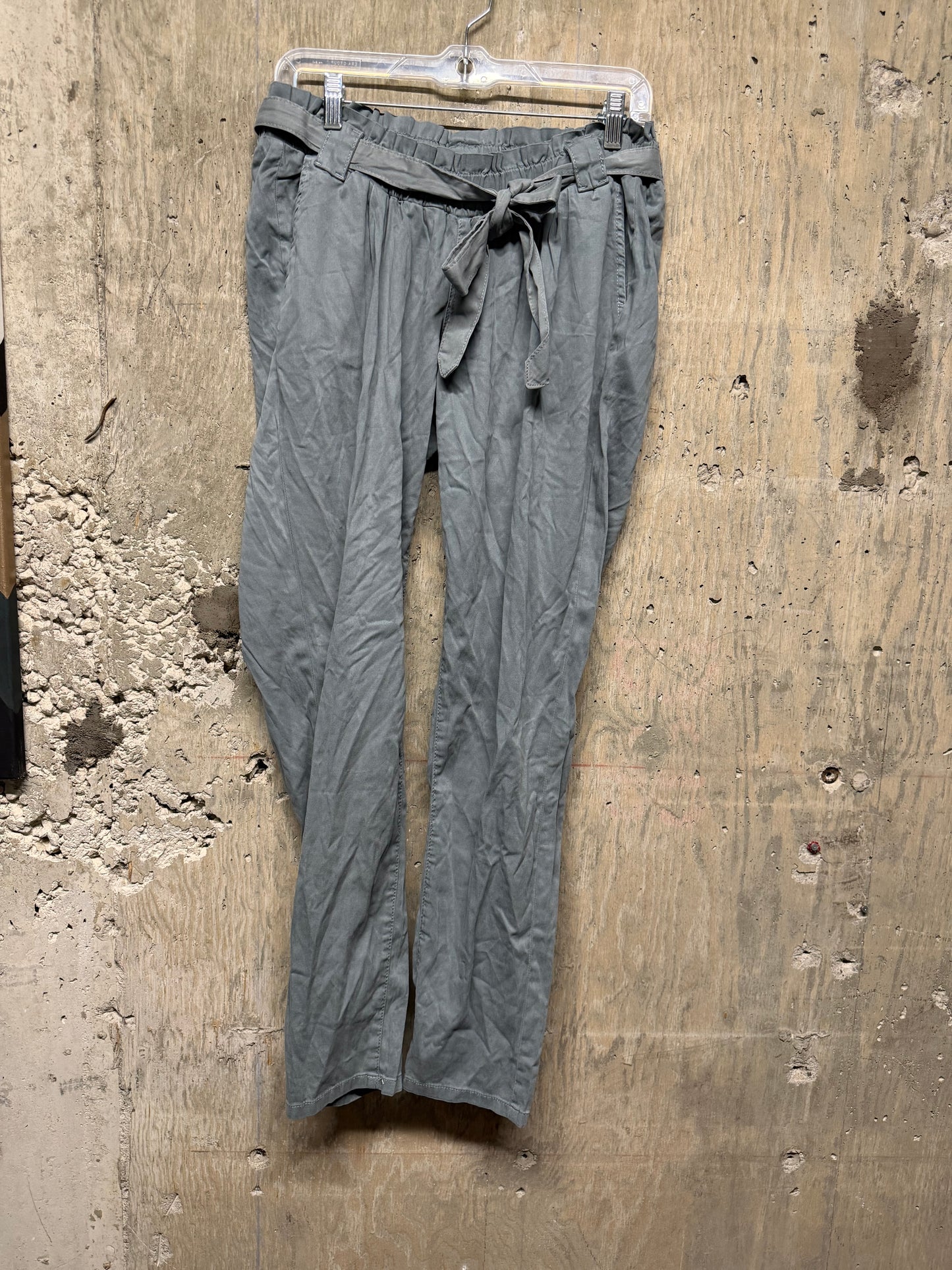 Seraphine Maternity Joggers - Underbump Size 6 NWT