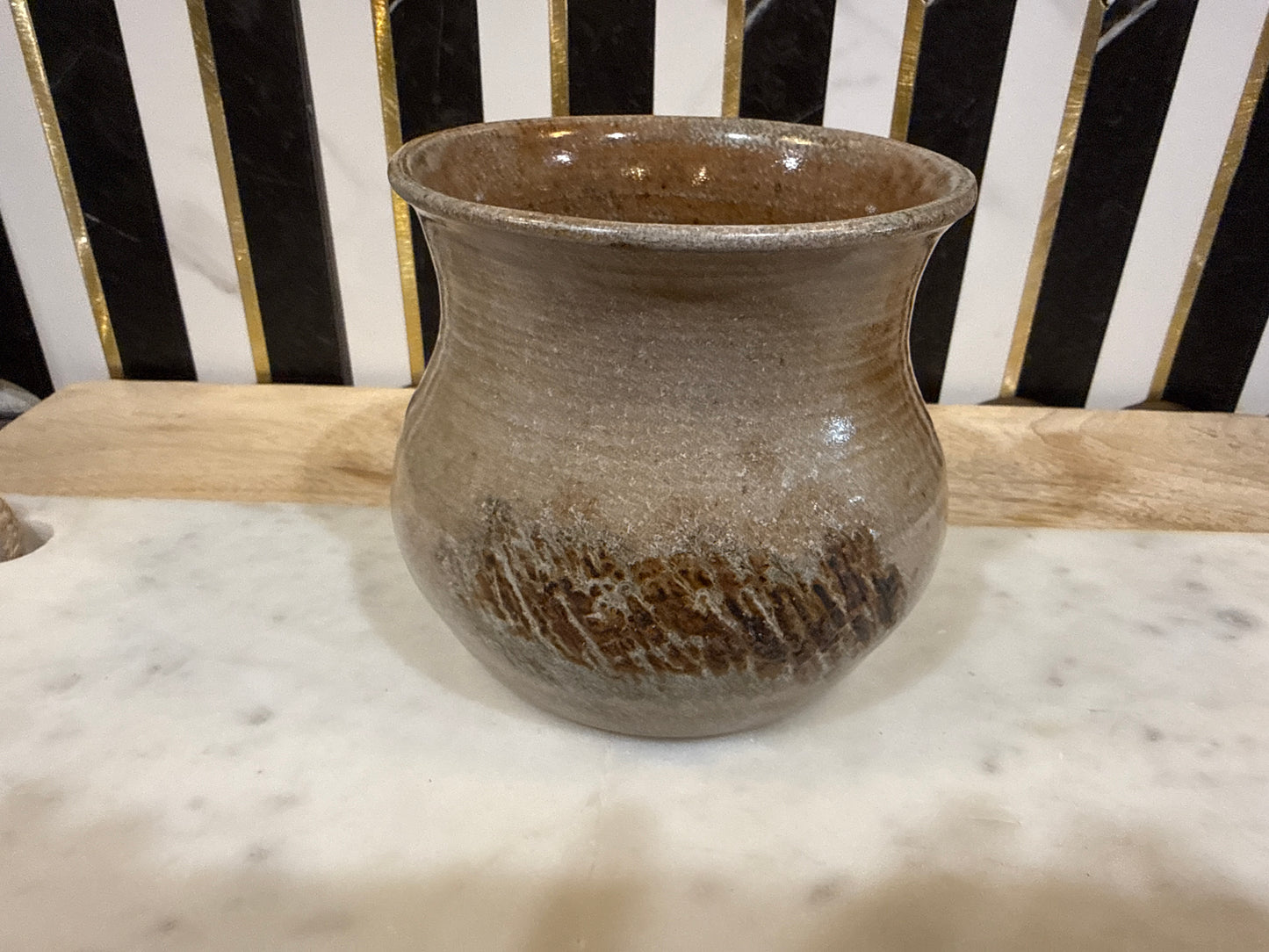 Pottery vase/sugar multi-use*