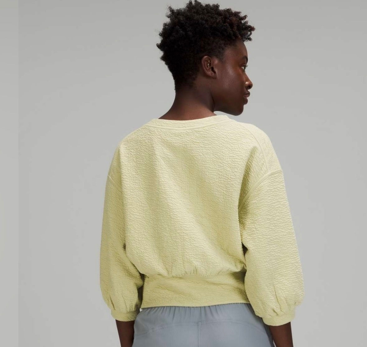 Lululemon Textured Crewneck Pullover Sz 2