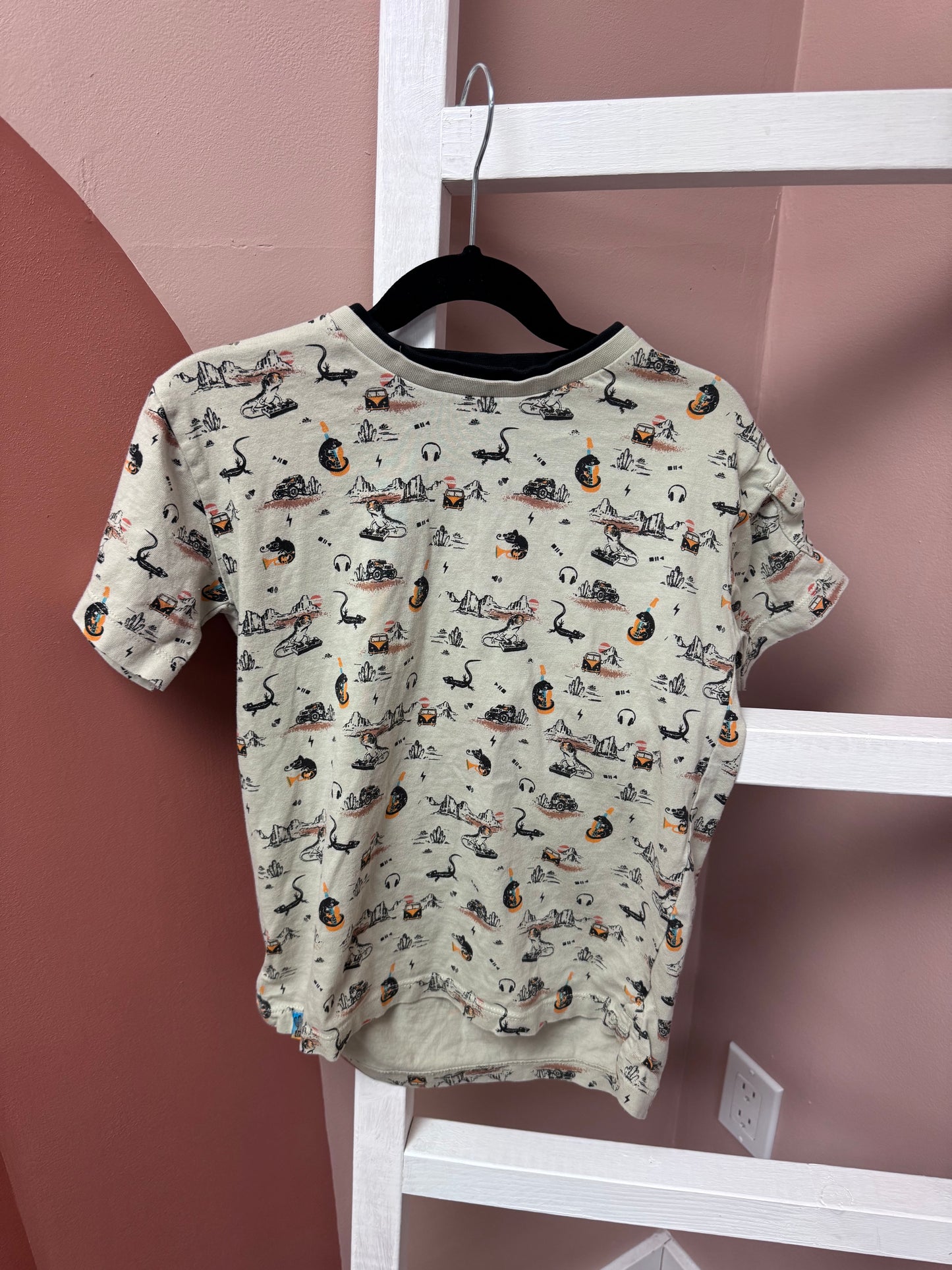 Desert Tshirt - Size 6Yr