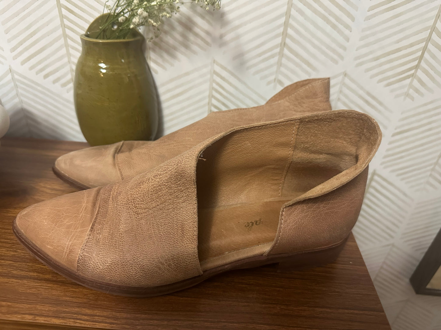 Free People Flats Sz 40