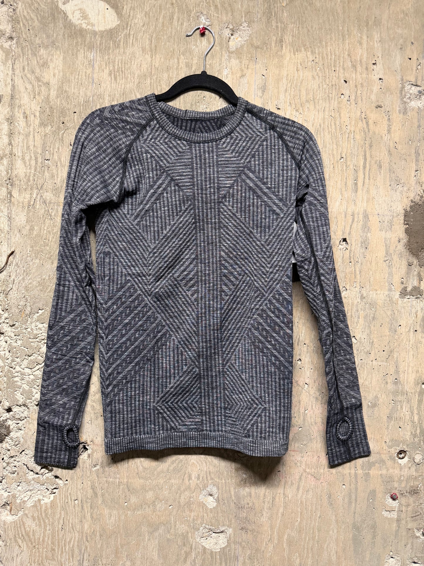 Lululemon Rest Less Pullover - Size 6