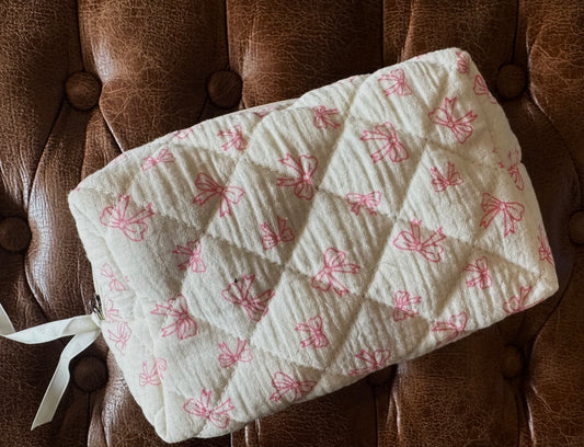 Quilted Makeup Bag - Pink Bows