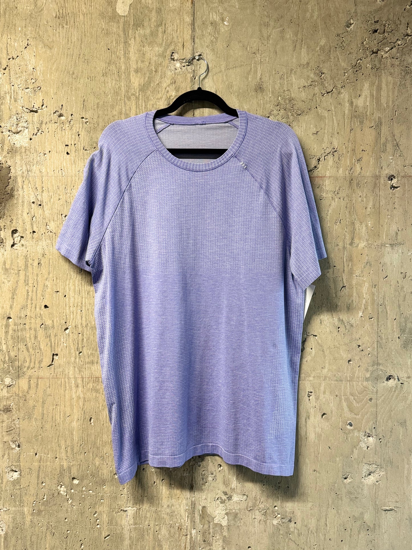 Lululemon Men’s Shirt XL