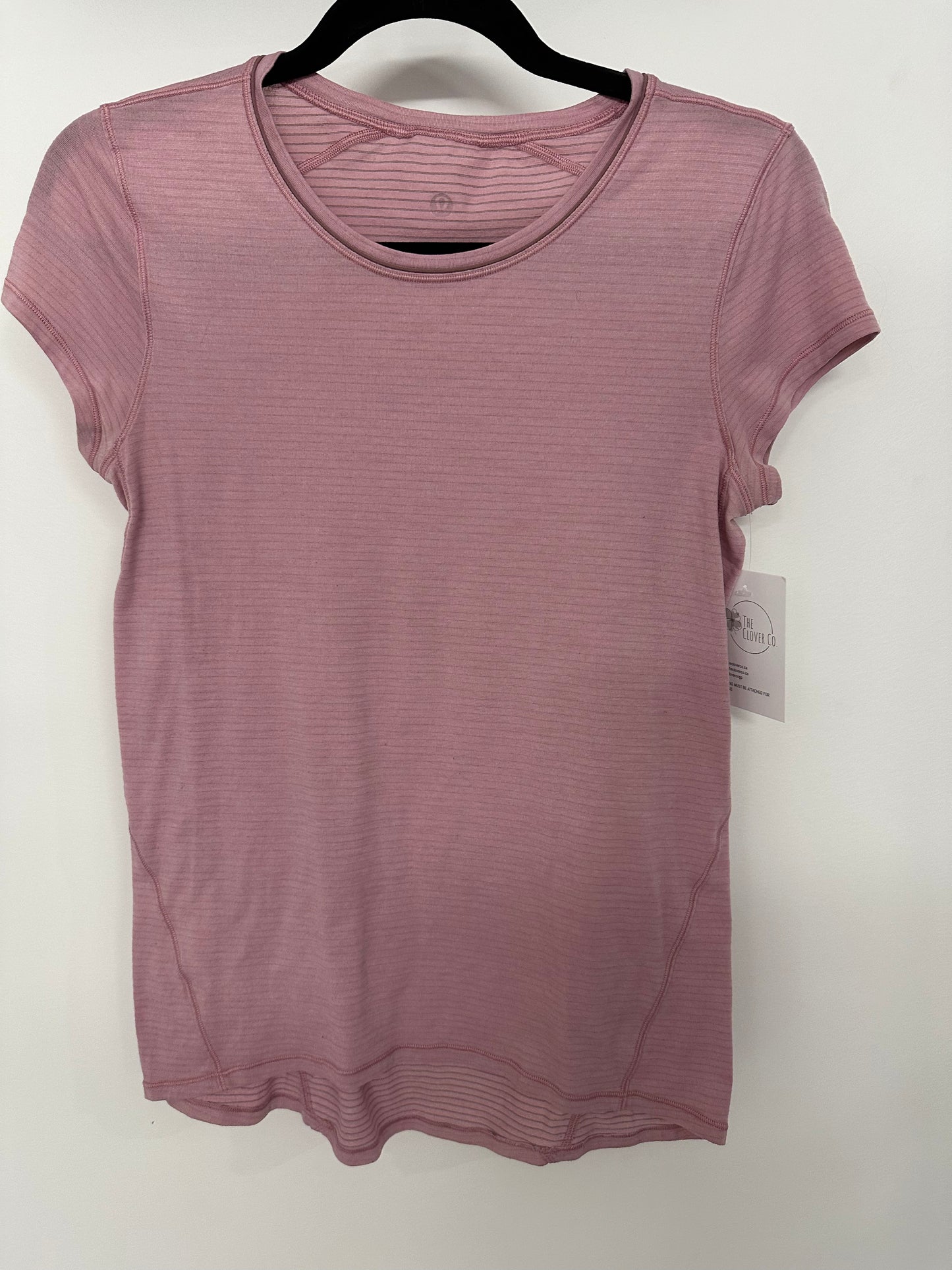 Lululemon tee size 4